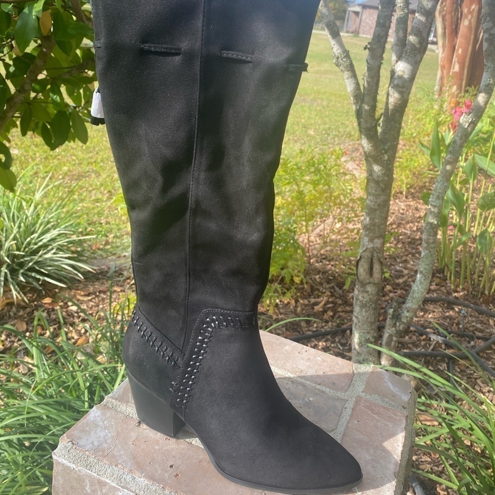Bella Vita Black Heel Boots NEW